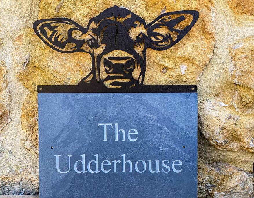 Вілла The Udderhouse - Udderly Unforgettable Retreat Donyatt Екстер'єр фото